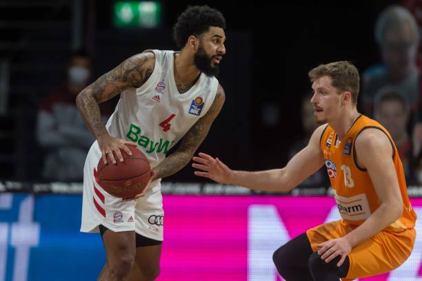 对抗激烈 对抗激烈